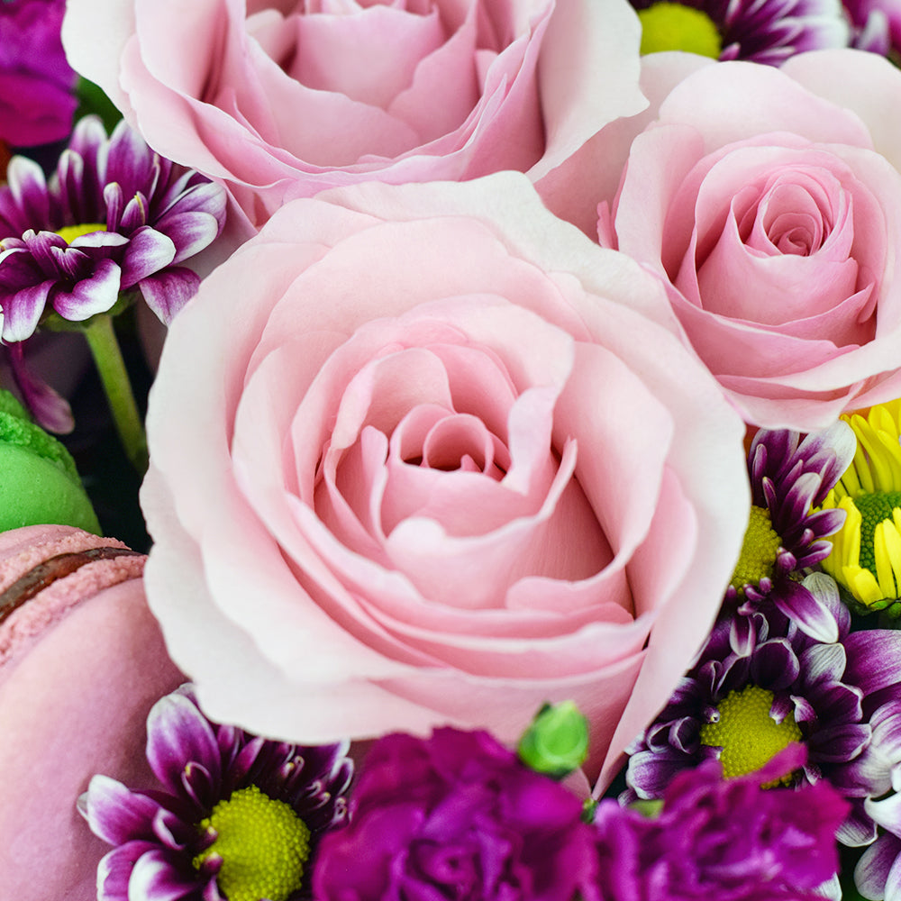 French Soirée Floral Gourmet Box Set - Macaron Hat Box Gift Set - Same Day Toronto Delivery