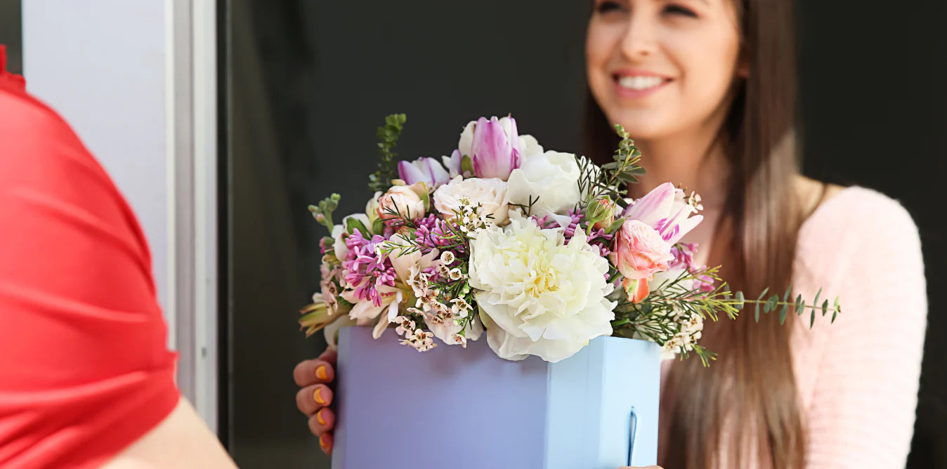 Toronto Blooms - Flower Gifts, flowers, flower arrangements, Vaughan Flower Delivery