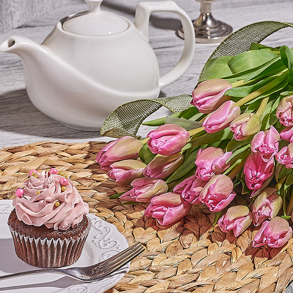 Romantic Valentine's Day flower arrangements designed by Toronto florists