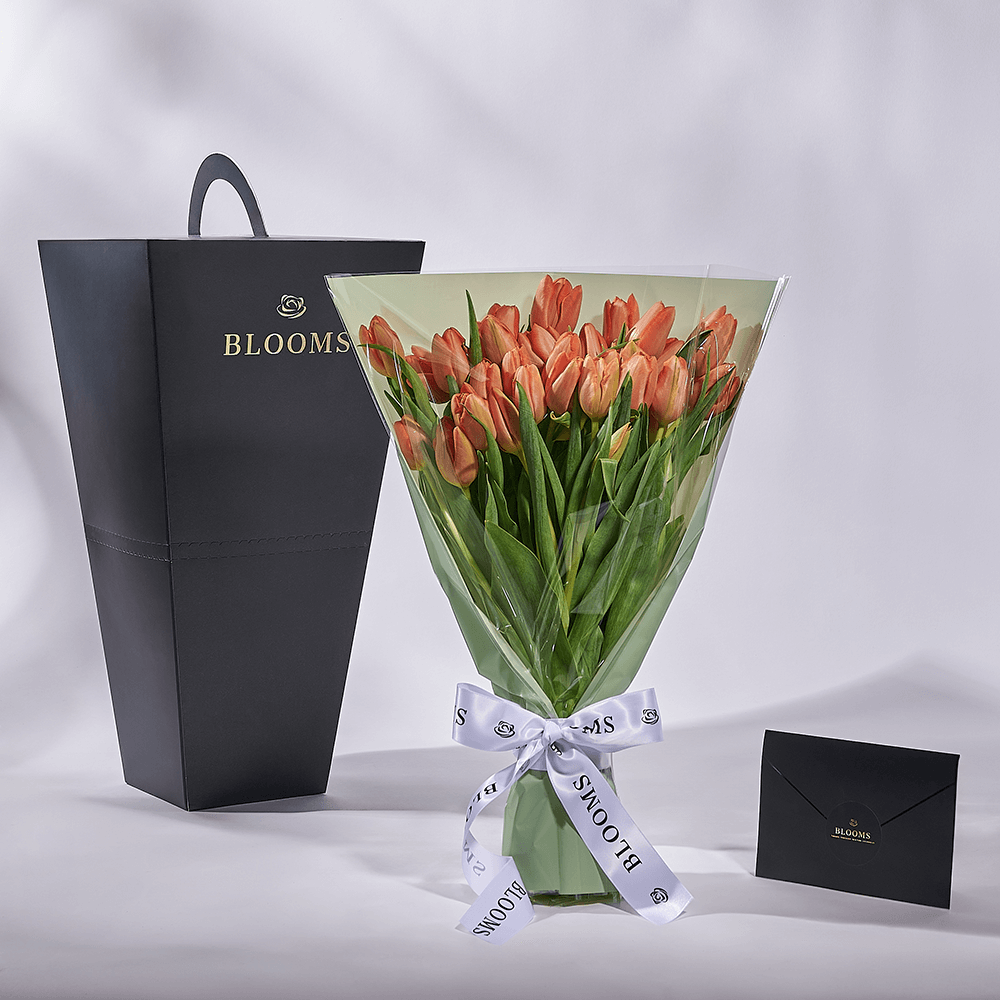 Midsummer Night Tulip Bouquet, tulip gift, tulip, flower gift, flower, seasonal flower gift, seasonal flower, Toronto delivery