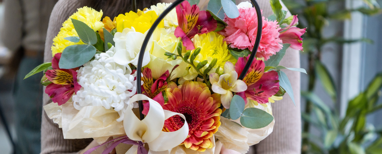 Rustic Flower Arrangements | Best Flower Delivery & Gifts - Toronto Blooms