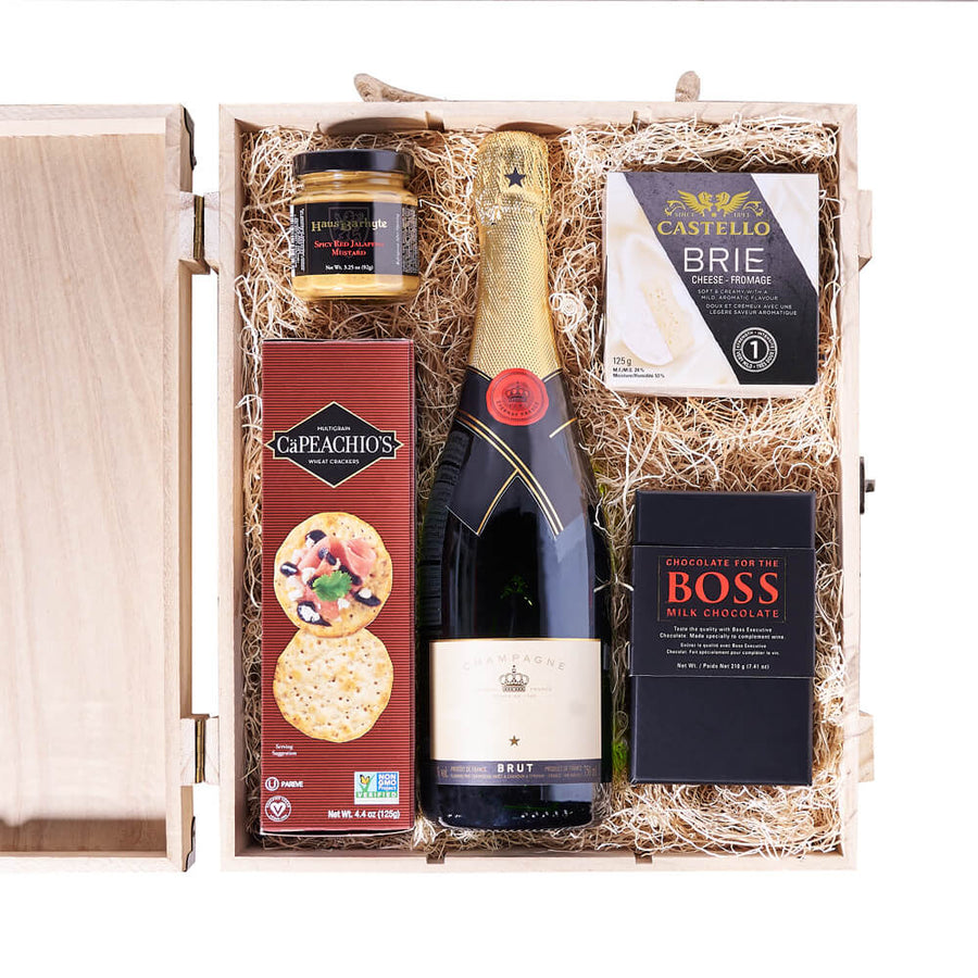 Christmas Snack & Champagne Box , champagne gift, champagne, sparkling wine gift, sparkling wine, christmas gift, christmas, holiday gift, holiday