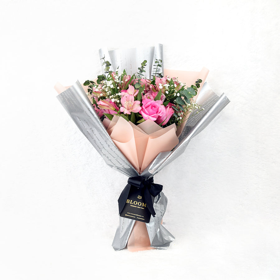 Rose bouquet and Champagne Toronto Same Day Delivery