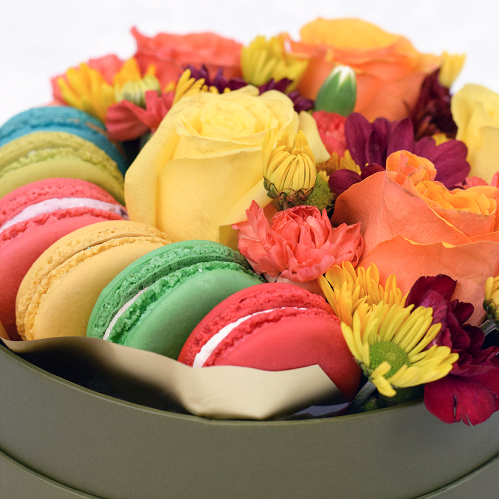 Vintage Rainbow Floral Gourmet Box Set - Toronto Gourmet Flower Gift - Same Day Toronto Delivery