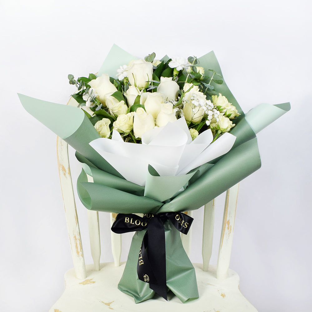 Parisian Whisper Tea Rose Bouquet - Toronto Rose Bouquet - Same Day Toronto Delivery
