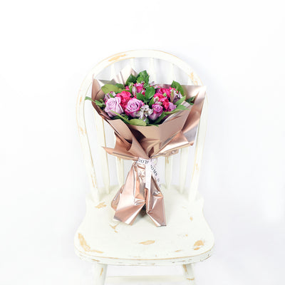 Enchanting Mixed Rose Bouquet - Toronto Same Day Delivery