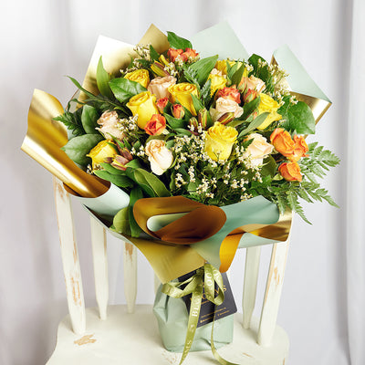 Toronto Same Day Flower Delivery - Toronto Flower Gifts - Mixed Rose Bouquet