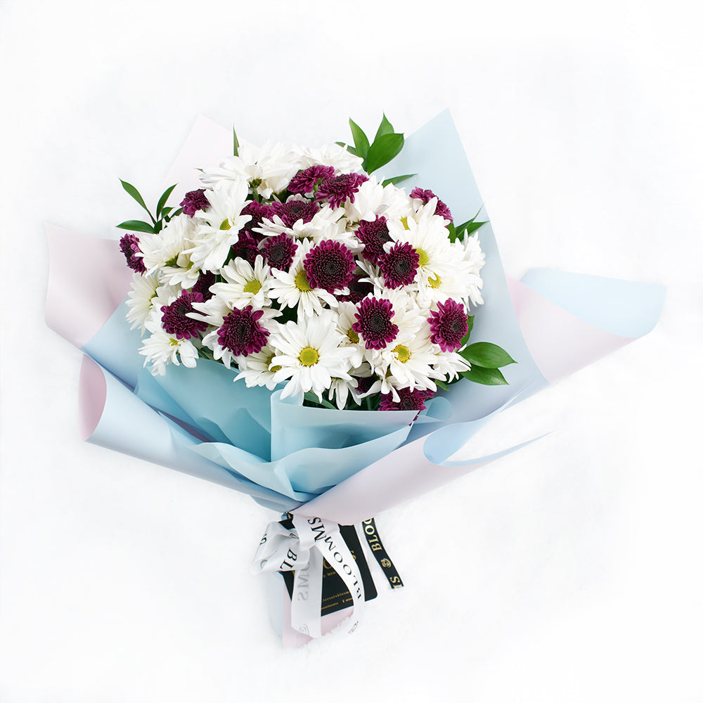 White and purple daisy floral bouquet. Same Day Toronto Delivery