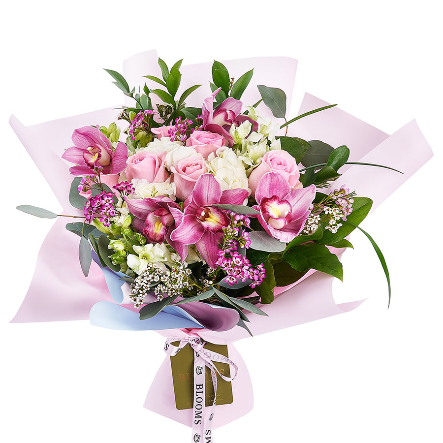 Graceful Pink Hydrangea Bouquet – Mixed Bouquets– Toronto delivery