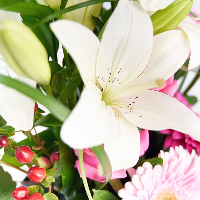 Vivid Mixed Floral Arrangement – Floral Gift Boxes– Toronto delivery