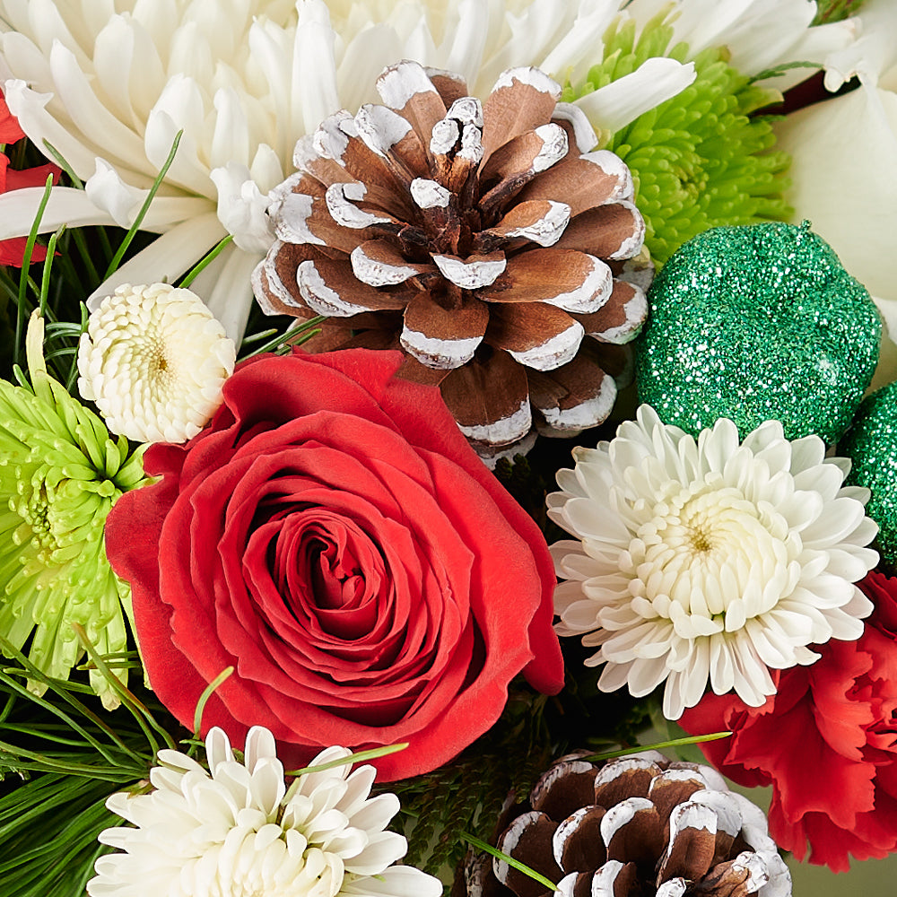 Mixed Flower Box, Set 23992-2021, Floral Gift, Floral Gift Box, holiday, christmas, holiday floral delivery, delivery holiday floral, Christmas flower box canada, canada christmas flower box, toronto
